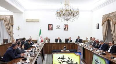  عارف: در حال واگذاری بخشی از وظایف حاکمیتی به بخش خصوصی هستیم - مردم سالاری آنلاین