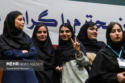 دخترانی نیمی از دانشجویان دانشگاه مهارت را تشکیل می دهند