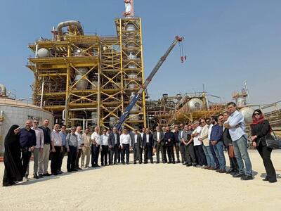  بازدید مدیران رسانه‌ای از صنعت پتروشیمی ایران در عسلویه