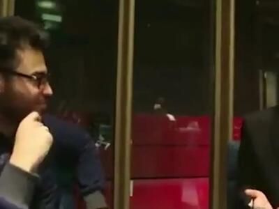  فیلم/ فرزاد حسنی: وقتی در باز میشه یا آیفونمون تصویری هست متوجه می شیم خیلی از کسایی که در می زنن میگن من مادرتونم، گُرگن