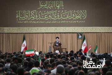  رهبر انقلاب: اختلاف جمهوری اسلامی و آمریکا، ذاتی است و نه تاکتیکی/ ۱۳ آبان روز افتخار و پیروزی است؛ این روز نباید از حافظه ملی پاک شود