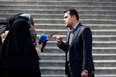  سال ۱۴۰۲ با افت قابل‌توجهی در شاخص‌های علمی مواجه شدیم/ «مهاجرت اساتید و مشکلات معیشتی» از چالش های حوزه علم است