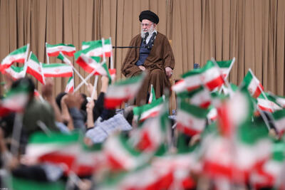  ویدیو/ رهبر انقلاب اسلامی: برخی علت اختلاف ایران و آمریکا را شعار «مرگ بر آمریکا» می‌دانند، این ساده‌لوحی است
