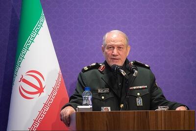  سرلشکر رحیم‌صفوی: اسرائیل پس از آنکه سامانه‌های پدافندی‌اش از کار افتاد مجبور به درخواست برای پایان جنگ شد