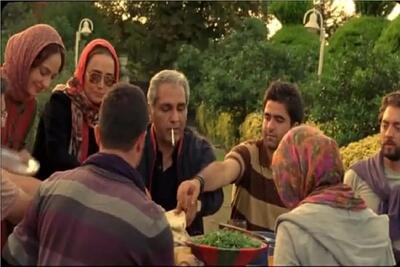 آواز احساسی/مهران مدیری  ای که تویی همه کسم  تو جمع دوستاش میخونه همه عشق میکنند