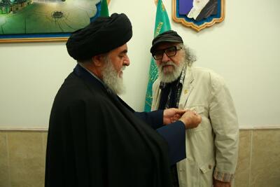  عکس: «داریوش ارجمند» خادم افتخاری مسجد جمکران شد