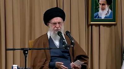  رهبر معظم انقلاب: ساده‌لوحی است اگر...