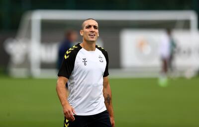  «جانشین بوسکتس» با ساوتهمپتون به توافق رسید