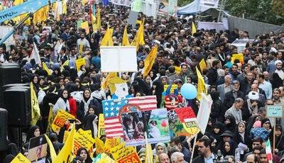  مراسم راهپیمایی ۱۳ آبان آغاز شد