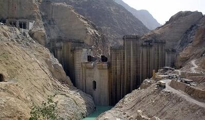  ۹۹ درصد مخزن عظیم سد لار خالی شد