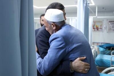  پدر صابر کاظمی: به حرف دکترها گوش می‌دهم!