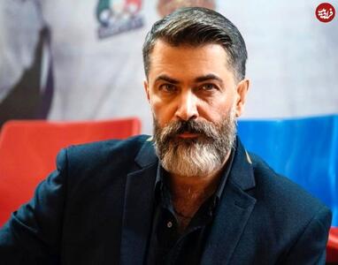  تاریخ وبگردی | استایل جدید پارسا پیروزفر و سارا بهرامی در مراسم افتتاحیه یک نمایشگاه