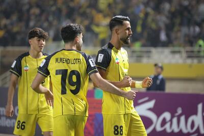  صعود ثانیه‌آخری و فرار از بدترین باخت تاریخ سپاهان