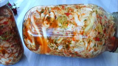  طرز تهیه یک ترشی تند و خوشمزه با کلم !