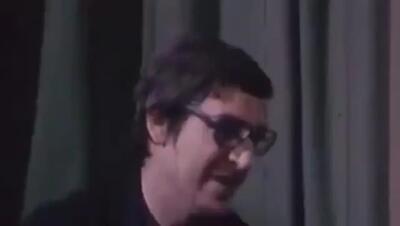  پاسخ کوبنده رهبری به کارمند سفارت آمریکا+ فیلم