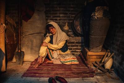  عکس/ گریم شوکه کننده مرجان سریال نون خ با پوشش خاص | اقتصاد24