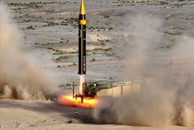  رونمایی از اولین موشک سوخت جامد ایران/ موشکی که دنیا را خیره کرد!  + عکس