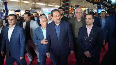  وزیر صمت از دو نمایشگاه بین المللی بازدید کرد