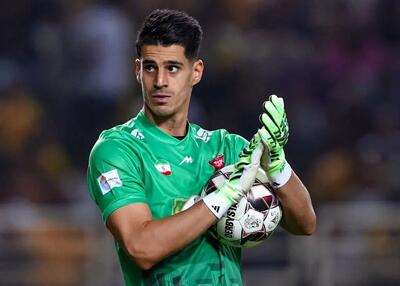  نیازمند: بیرانوند می‌توانست کاشته باکیچ را مهار کند؛ ۲ ماه دیگر پدر می‌شوم!