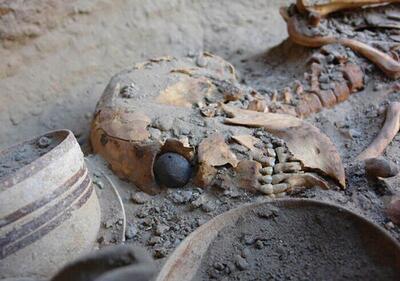  توضیح میراث فرهنگی سیستان و بلوچستان در رابطه با نحوه نگهداری چشم مصنوعی شهرسوخته