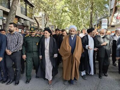  نماینده ولی فقیه در لرستان: ملت ایران برای مبارزه با استکبار جهانی مقاوم ایستاده است