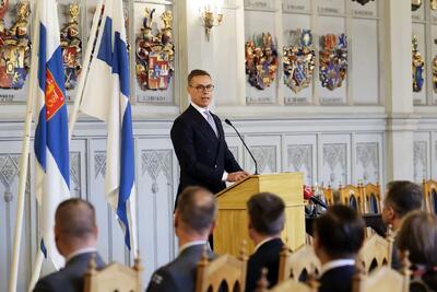  رئیس جمهور فنلاند: در عصر جدید هسته‌ای نقش سلاح‌های اتمی رو به افزایش است