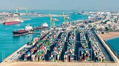  ۶.۹ میلیارد دلار کالا از گمرک‌های بوشهر صادر شد/ رتبه برتر بوشهر در صادرات غیرنفتی