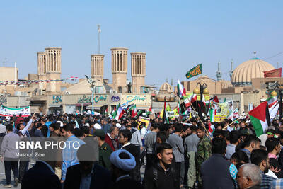  آغاز مراسم یوم‌الله ۱۳ آبان در یزد/ استاندار: ۱۳ آبان یادآور رسوایی همیشگی آمریکا در برابر ملت ایران است