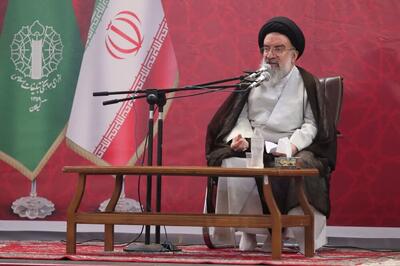  آیت‌الله خاتمی: جواب آمریکا جز مقاومت نیست