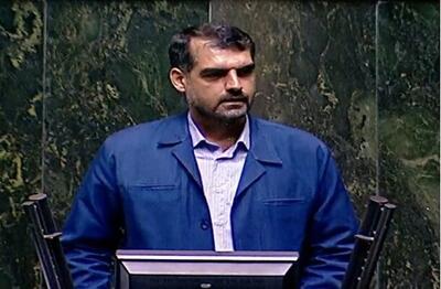  نماینده قم به صورت مشروط از توضیحات وزیر علوم قانع شد