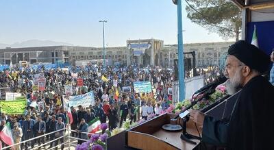  روز ۱۳ آبان روز استیضاح آمریکا است