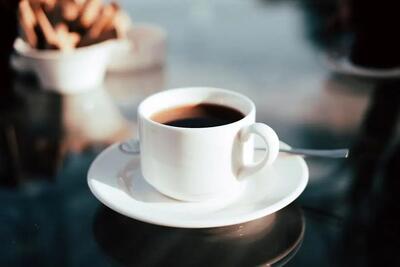  افزایش انرژی بدون خوردن قهوه + راهکارهای علمی و سالم