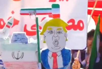  فیلم/ ابتکار جالب دانش‌آموزان گرگانی برای تحقیر ترامپ