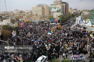  خروش قمی ها در یوم‌الله ۱۳ آبان و تجدید پیمان با آرمان‌های انقلاب