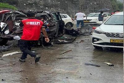  ۱۰ کشته در پی برخورد کامیون با چندین خودرو در غرب هند