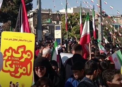  حضور پرشور اقشار مختلف مردم ساوه در راهپیمایی ۱۳ آبان