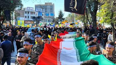  پیام دهه هشتادی ها در راهپیمایی یوم‌الله ۱۳ آبان اردبیل