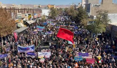  راهپیمایی پر شور مردم قوچان در ۱۳ آبان