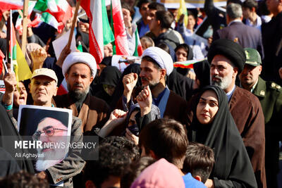  راهپیمایی ۱۳ آبان در کرمانشاه - پارس فوتبال