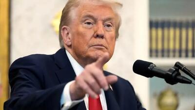  ترامپ هشدار داد: آمریکا بدون تعرفه‌ها در آستانه فروپاشی
