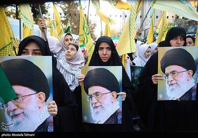  ملت ایران پرچمدار بیداری جهانی در برابر تحریف و استکبار است - تسنیم