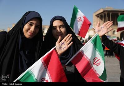  فصل بیداری دانش‌آموزان در 13 آبان/ شور در سایه شعور/ بصیرت یعنی ادامه راه انقلاب - تسنیم