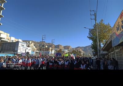  شکوه حضور ایلامی‌ها در‌ راهپیمایی 13 آبان/ طنین فریاد مرگ بر آمریکای مرزداران ایران - تسنیم