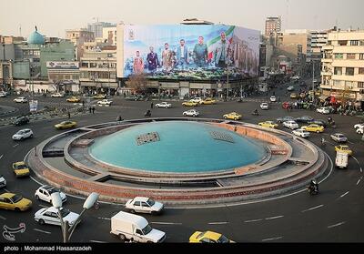  ‍ رونمایی از مجسمه «زانو زنندگان برابر ایران» در میدان انقلاب - تسنیم