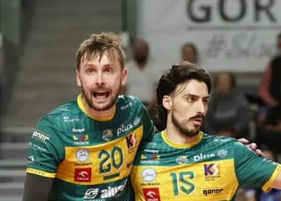  غول والیبال لهستان دوباره بیدار شد