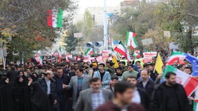  آغاز مراسم راهپیمایی ۱۳ آبان همزمان با سراسر کشور در اردیبل