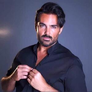  نسرین مقانلو در کنسرت سهراب پاکزاد/ عکس