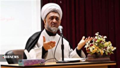  آرامش حقیقی انسان در گرو انس با خدا