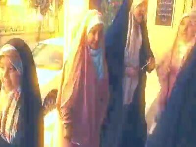  جشن تولد خاص دختر یک شهید در کرمانشاه