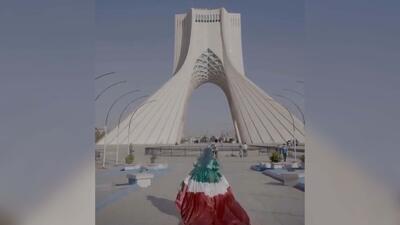  پرچم ایران لباس عروس شد / دسته گلی به نقشه وطن (فیلم)
